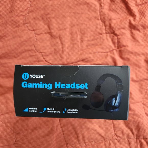 Gaming Headset - Picture 2 of 3